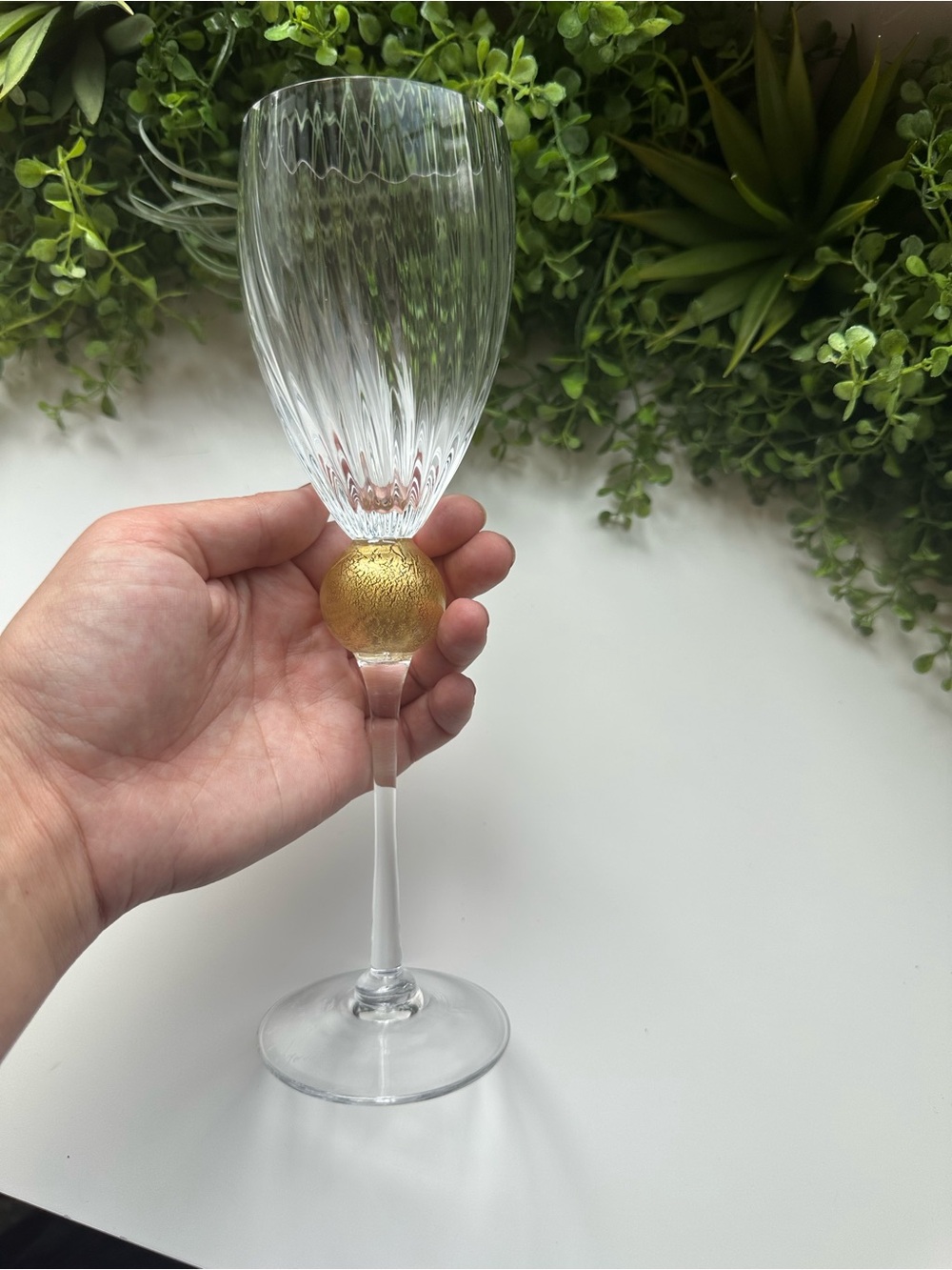 Union Street Glass Manhattan Gold Bordeaux Claret Wine Glass Signed